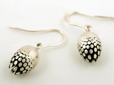 Manhattan Egg Earrings
